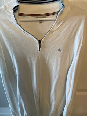 Burberry men’s sweater